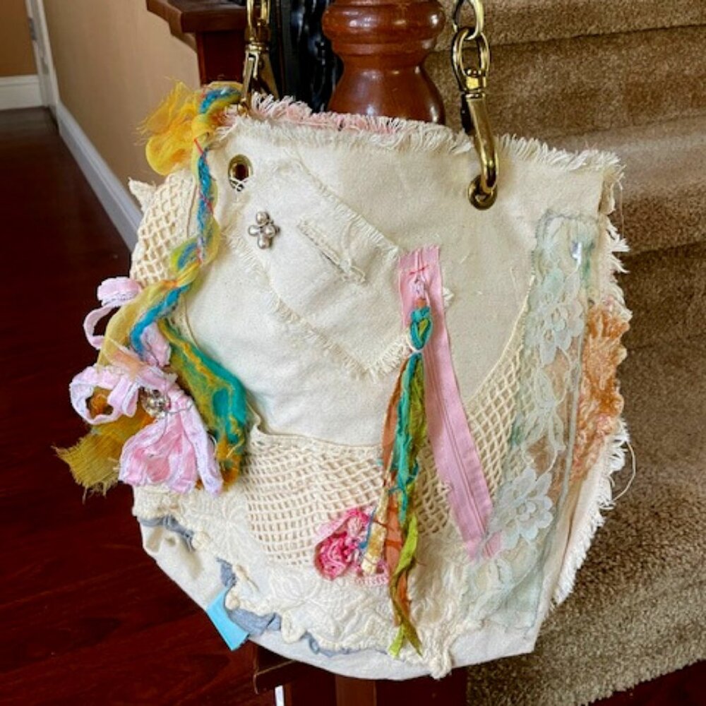 Ardith Gray signed hand made purse